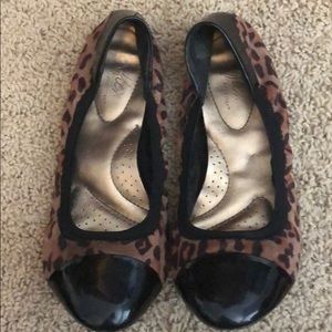 Dexflex Leopard Print Flat
